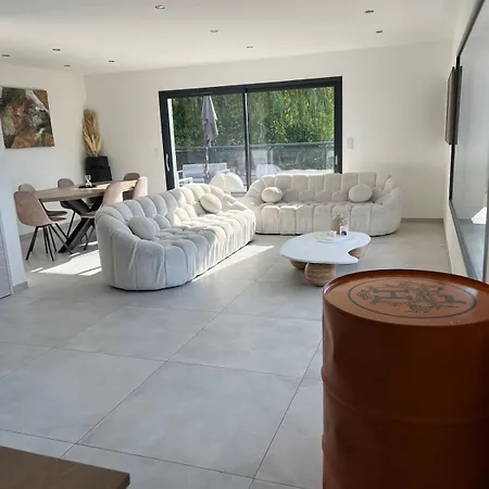 Maison Recente Vue Вилла
